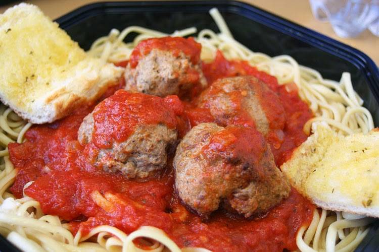 Peters Pizza | meal takeaway | 48 Hamilton St, Saugus, MA 01906, USA | 7812338989 OR +1 781-233-8989