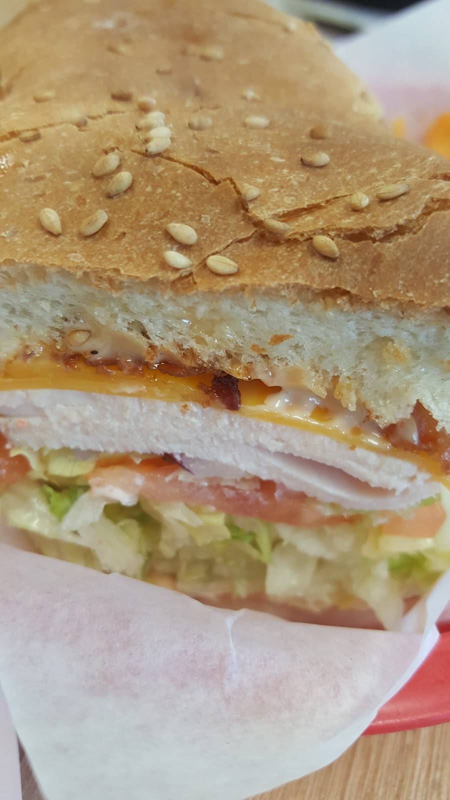 Marcos Italian Deli Maple Road | restaurant | 960 Maple Rd, Williamsville, NY 14221, USA | 7166881936 OR +1 716-688-1936