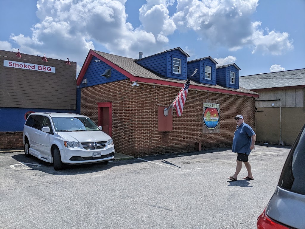 Macks Barge | restaurant | 4300 Colley Ave, Norfolk, VA 23508, USA | 7575782103 OR +1 757-578-2103