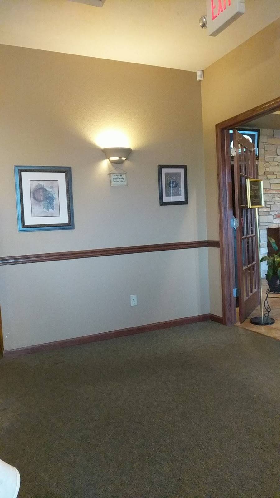 Villa Pizza & Family Restaurant | restaurant | 214 Viking Dr, Orfordville, WI 53576, USA | 6088793336 OR +1 608-879-3336