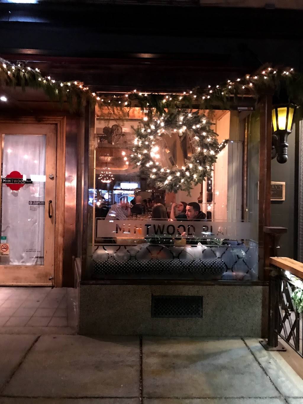 Mintwood Place | restaurant | 1813 Columbia Rd NW, Washington, DC 20009, USA | 2022346732 OR +1 202-234-6732