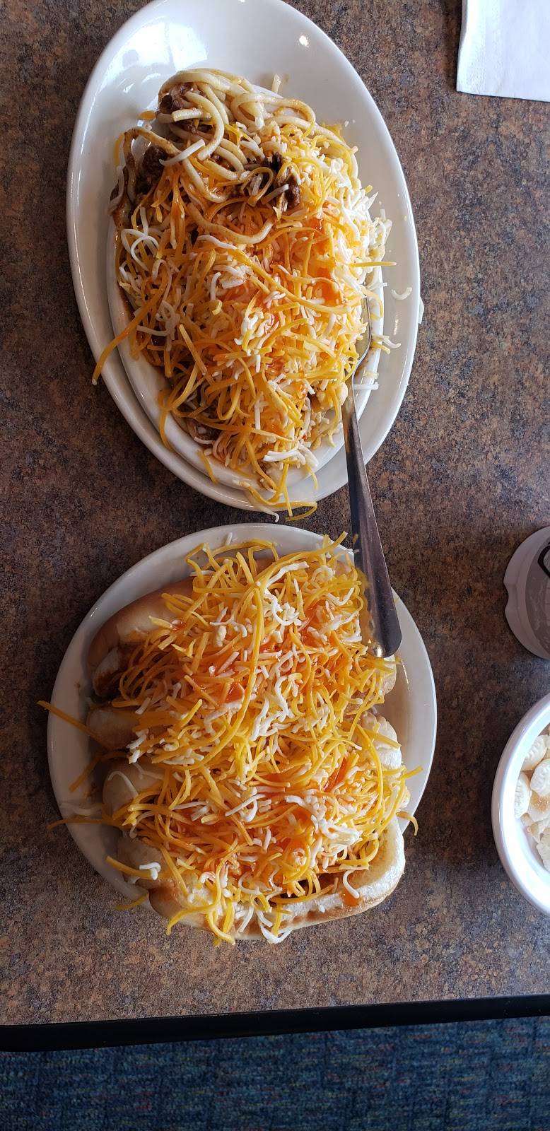 Skyline Chili | restaurant | 1496 S Erie Blvd, Hamilton, OH 45011, USA | 5137373330 OR +1 513-737-3330