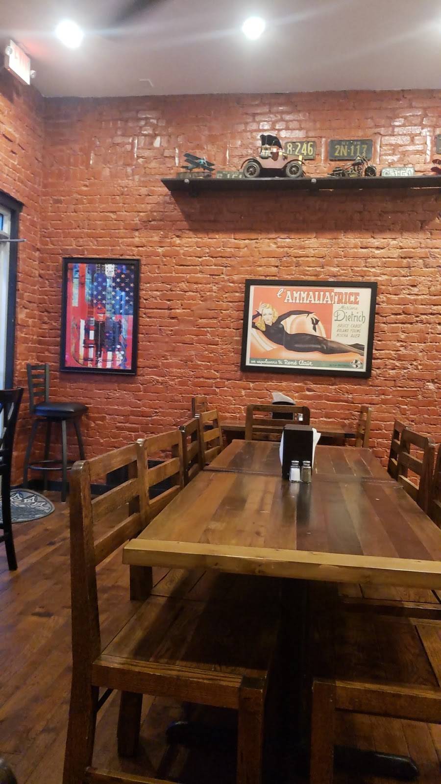 The Brick Bistro & Brew | restaurant | 218 E Main St, Festus, MO 63028, USA | 6366382000 OR +1 636-638-2000