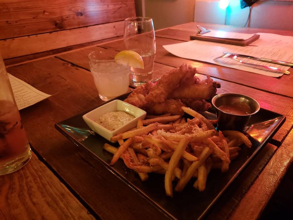 5 Point Public House and Oyster Bar | restaurant | 1210 20th St S, Birmingham, AL 35205, USA | 2059180726 OR +1 205-918-0726