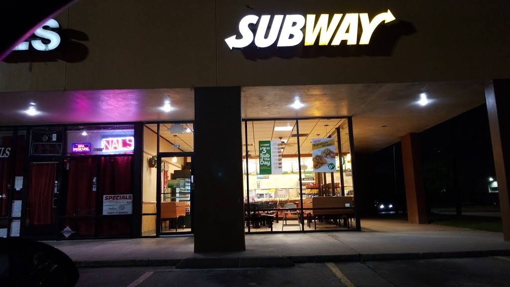 Subway Restaurants | restaurant | 2993 Bingle Rd #B, Houston, TX 77055, USA | 7139320773 OR +1 713-932-0773