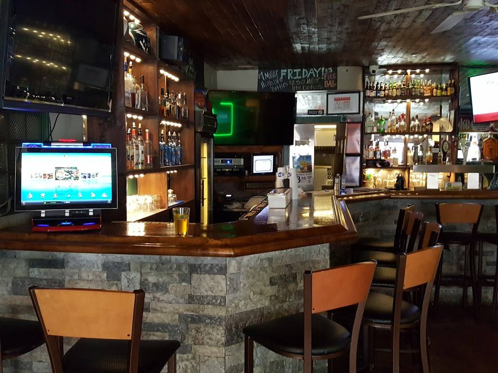 JD McGillicuddys | restaurant | 111 Cotton St, Philadelphia, PA 19127, USA | 2159300209 OR +1 215-930-0209