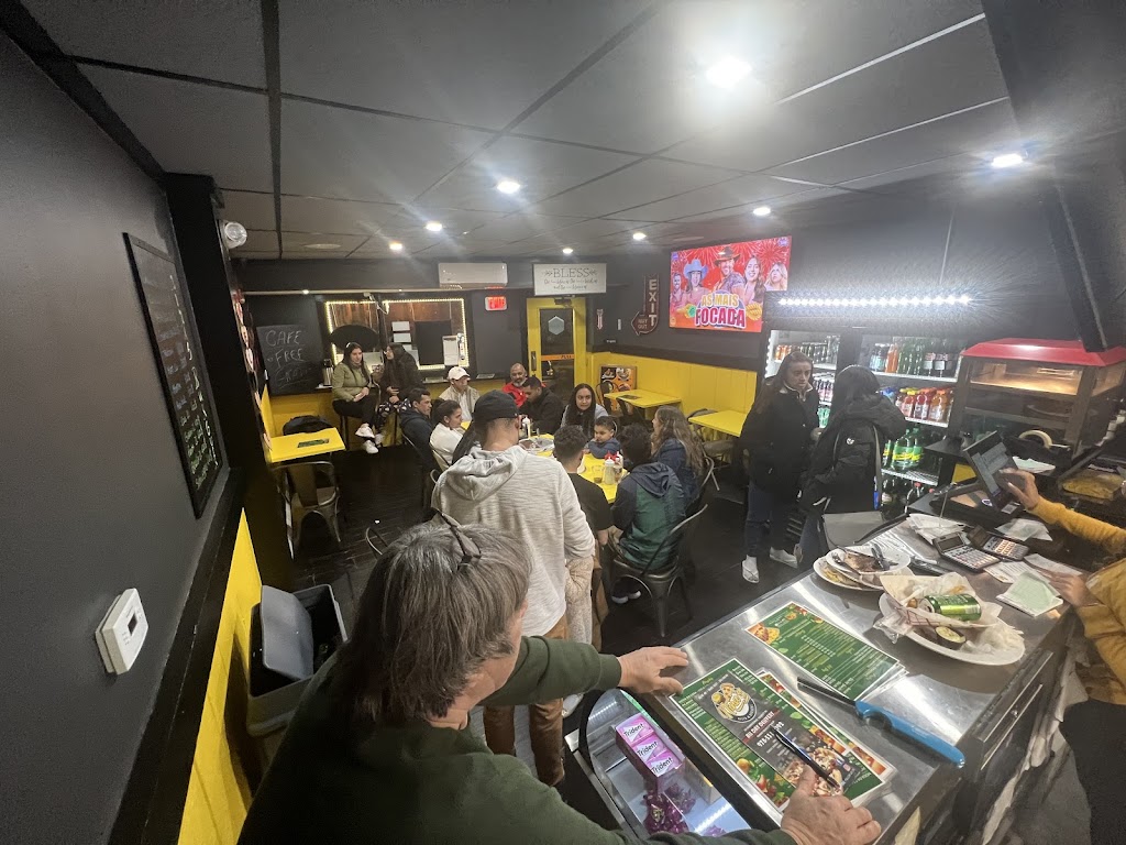 Brazilian Hotdog pizza & Burger | restaurant | 200 Washington St, Peabody, MA 01960, USA | 9785310992 OR +1 978-531-0992