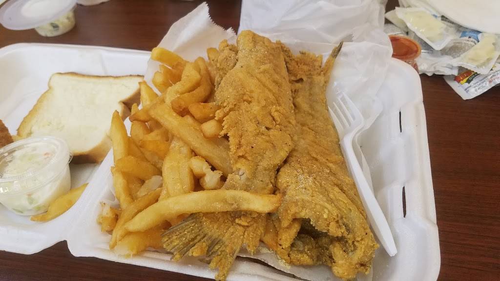 J&J Fish and Chicken | restaurant | 5719 Rockbridge Rd SW, Stone Mountain, GA 30087, USA | 4705454799 OR +1 470-545-4799