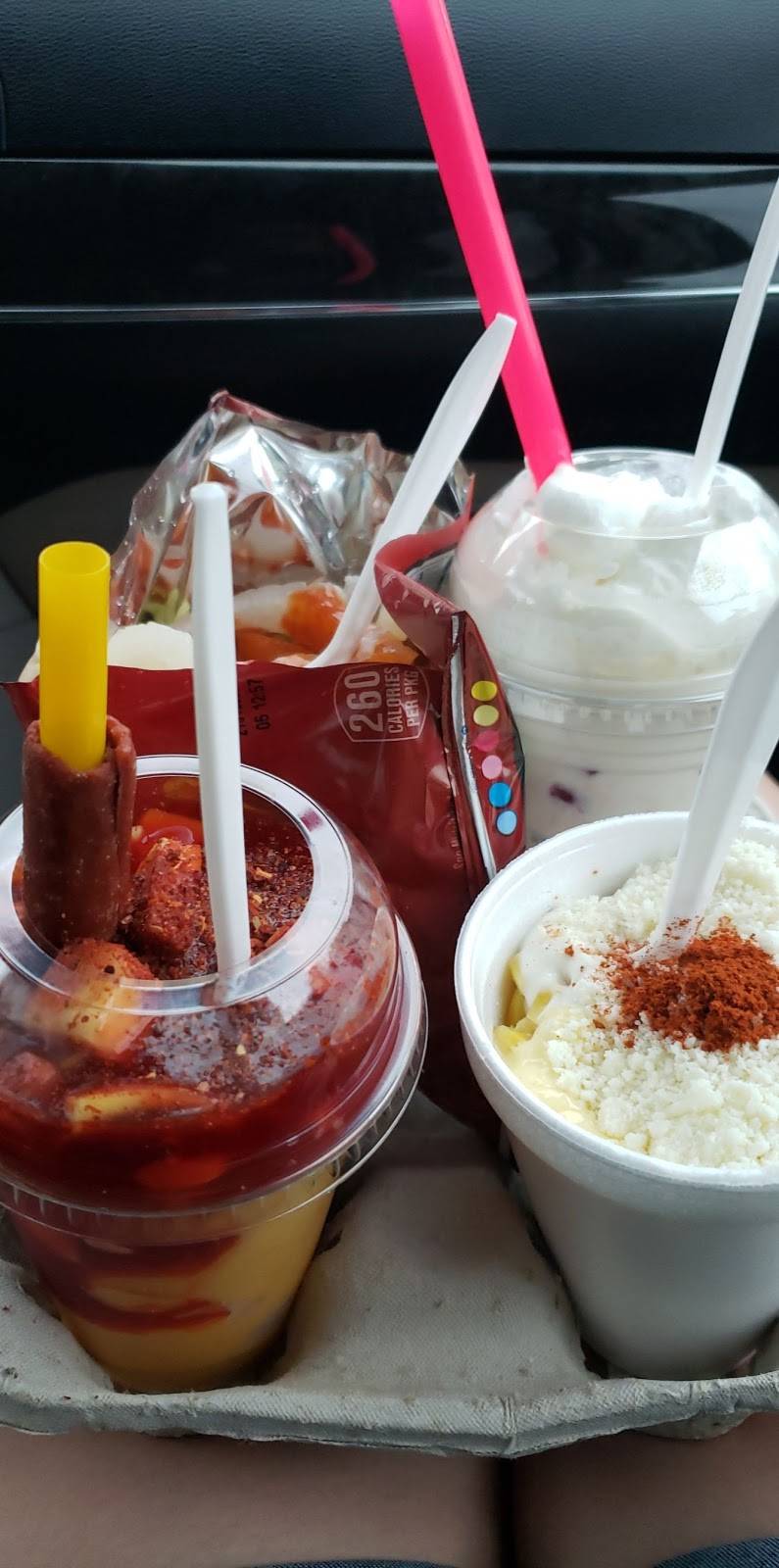 Las Mangonadas | restaurant | 147 N Paw Paw St, Coloma, MI 49038, USA | 2692026074 OR +1 269-202-6074