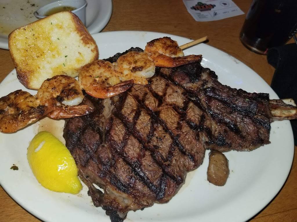 Texas Roadhouse | restaurant | 2323 South Rd, Poughkeepsie, NY 12601, USA | 8454330337 OR +1 845-433-0337
