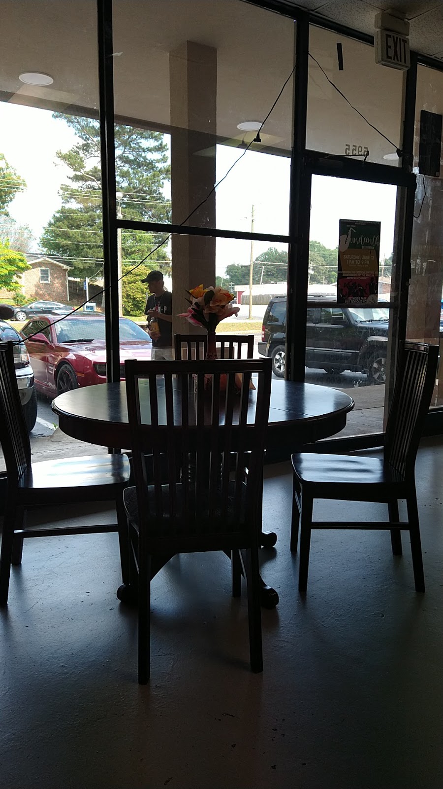 Manolos Tortilleria Artesanal | restaurant | 5955 Ash St, Forest Park, GA 30297, USA | 4043760023 OR +1 404-376-0023