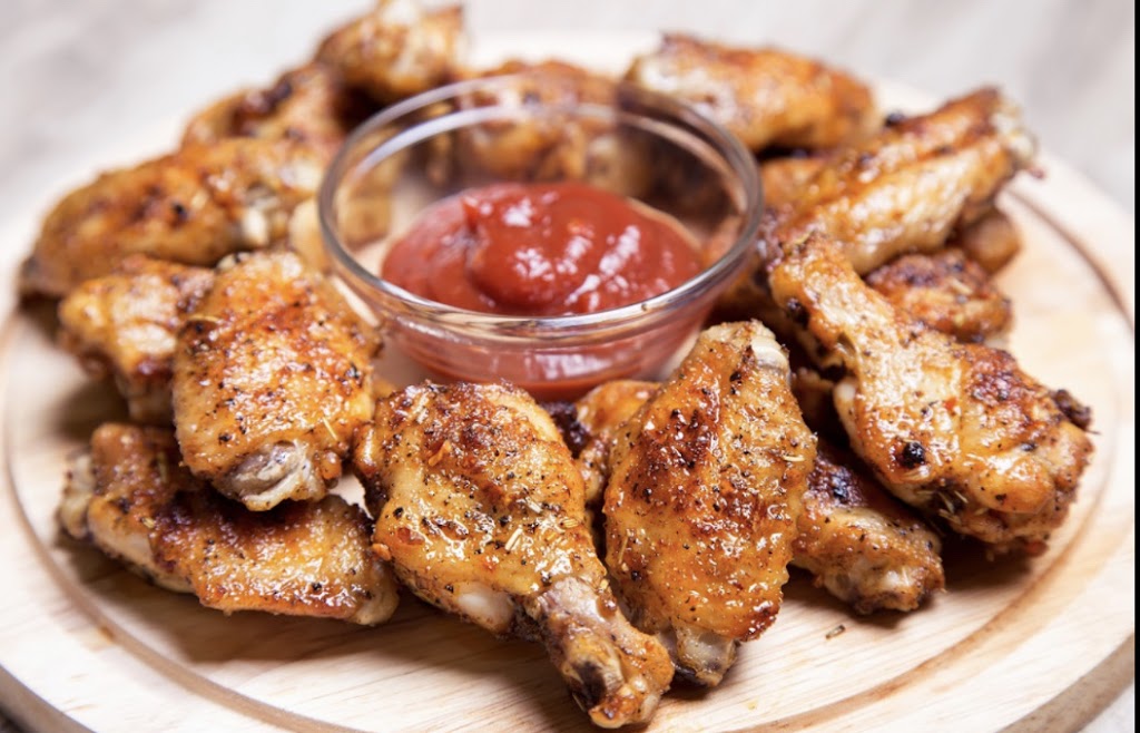 BUFFALO WINGS THE POLLOS AL CARBÓN QUE POLLO | restaurant | 679 N Idyllwild Ave, Rialto, CA 92376, USA | 6265362547 OR +1 626-536-2547