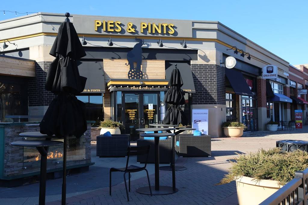 Pies & Pints - Carmel, IN | restaurant | 14550 Clay Terrace Boulevard Suite 100 Suite 100, Carmel, IN 46032, USA | 3176887477 OR +1 317-688-7477