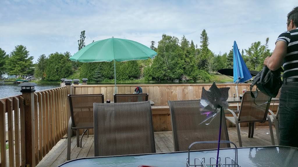 Kit-Wat Marina Motel Restaurant | restaurant | 71 Sauble Falls Rd, Sauble Beach, ON N0H 2G0, Canada | 5194221282 OR +1 519-422-1282