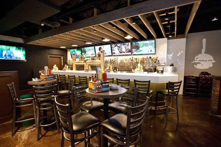 Slaters 50/50 | restaurant | 110 Knoll Rd, San Marcos, CA 92069, USA | 7607592900 OR +1 760-759-2900