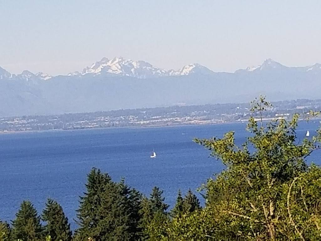 Hongkong garden | restaurant | 9324 WA-525, Clinton, WA 98236, USA | 3603412828 OR +1 360-341-2828