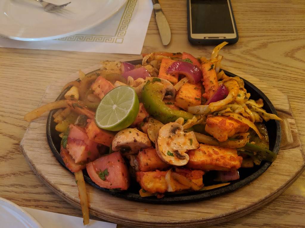 Flavors of India | restaurant | 1650 Fox Park Dr, West Jordan, UT 84088, USA | 8016182200 OR +1 801-618-2200