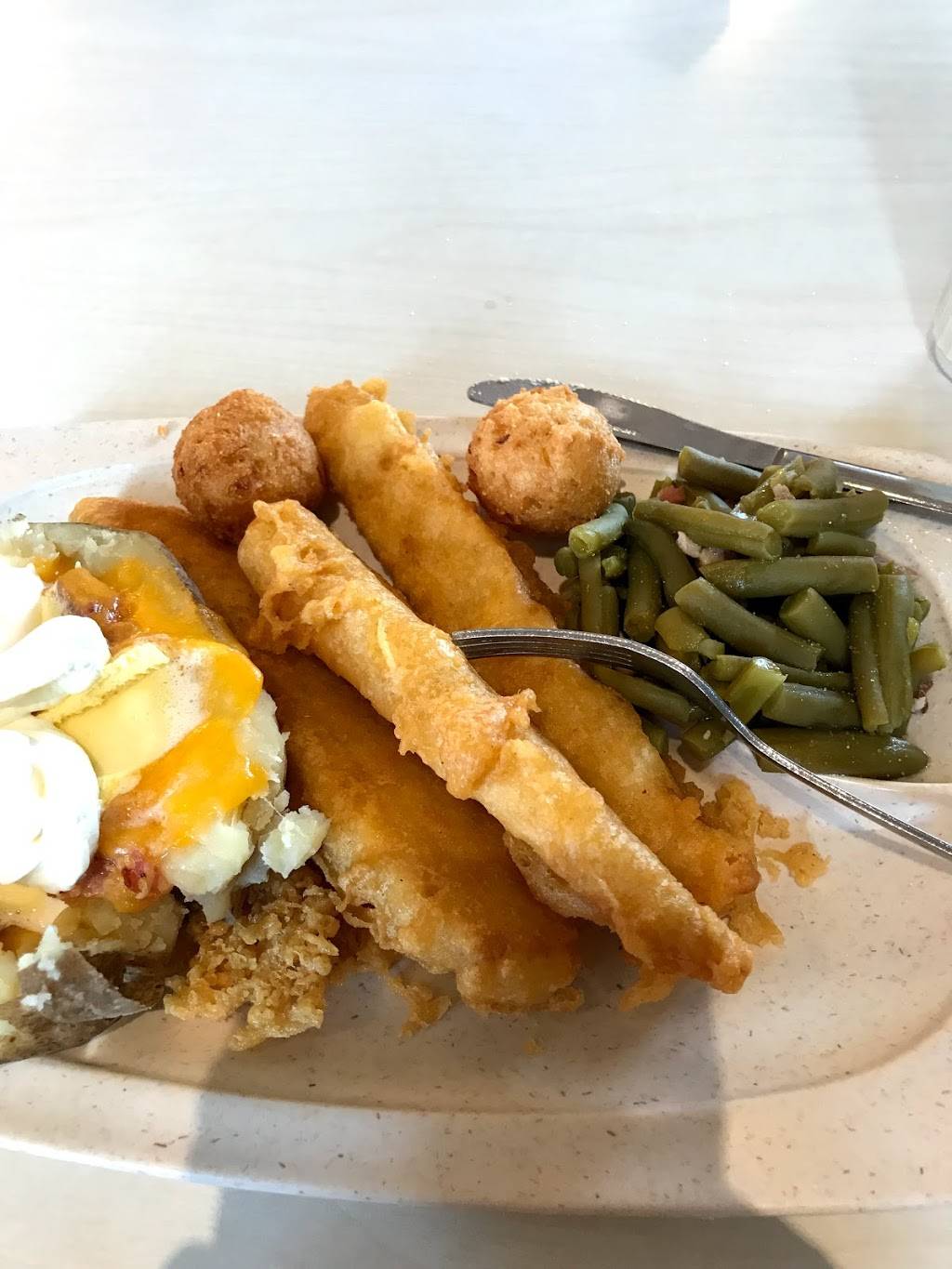 Captain Ds | restaurant | 899 Joe Frank Harris Pkwy SE, Cartersville, GA 30120, USA | 7703865303 OR +1 770-386-5303