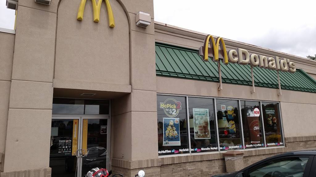 McDonalds | cafe | 8027 State St, Garrettsville, OH 44231, USA | 3305274876 OR +1 330-527-4876