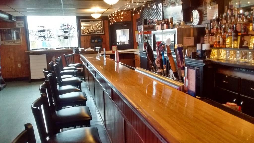 Classics Turner Hall Tavern | restaurant | 1716, 202 Elizabeth St, Plymouth, WI 53073, USA | 9208930016 OR +1 920-893-0016