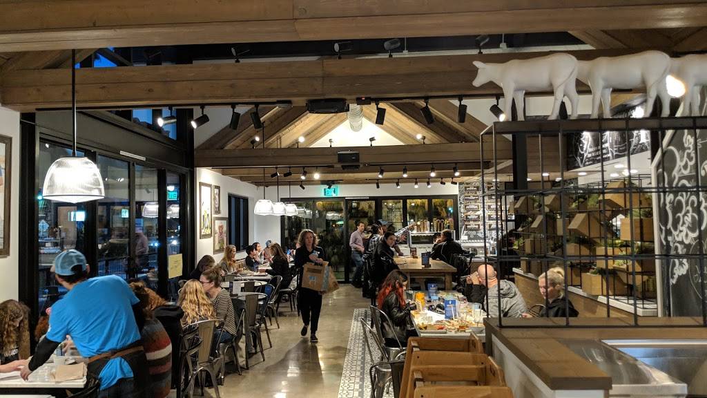 Mendocino Farms | restaurant | 11960 Ventura Blvd, Studio City, CA 91604, USA | 8184325750 OR +1 818-432-5750