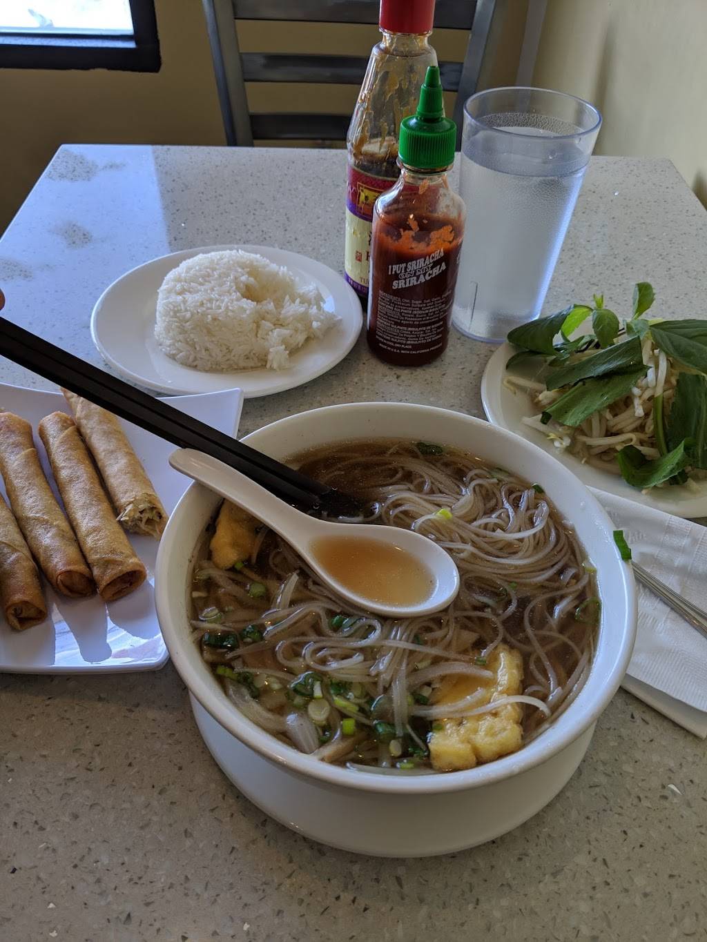 Loving Hut | restaurant | 12050 Chapman Avenue, Garden Grove, CA 92840, USA | 6572335780 OR +1 657-233-5780