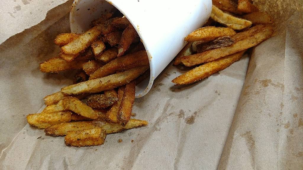 Five Guys Burgers and Fries | restaurant | 5015 Hinkleville Rd, Paducah, KY 42001, USA | 2705583949 OR +1 270-558-3949