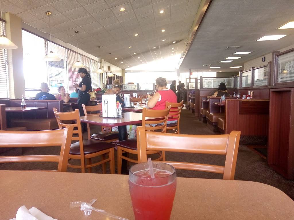 Dennys | restaurant | 12105 Biscayne Blvd, North Miami, FL 33181, USA | 3058933411 OR +1 305-893-3411