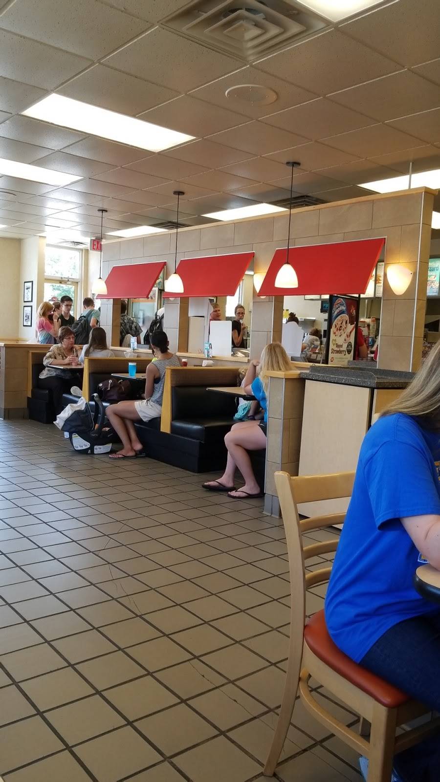 Dairy Queen Grill & Chill | restaurant | 801 W Main St, Greenfield, IN 46140, USA | 3174622566 OR +1 317-462-2566