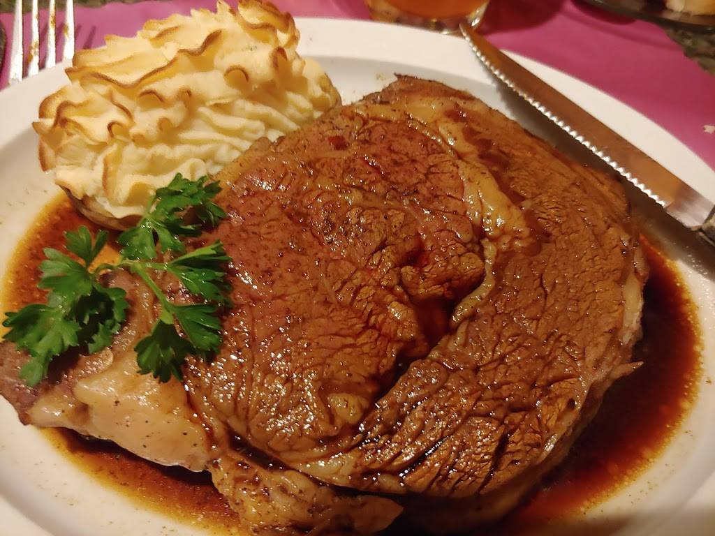 Longfellows Pub | restaurant | 182 Old Town House Rd, West Yarmouth, MA 02664, USA | 5083943663 OR +1 508-394-3663