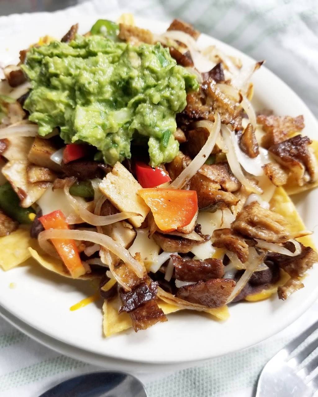 Luna Verde Vegan Mexican Restaurant | restaurant | 400 Main St, Bradley Beach, NJ 07720, USA | 7323618180 OR +1 732-361-8180