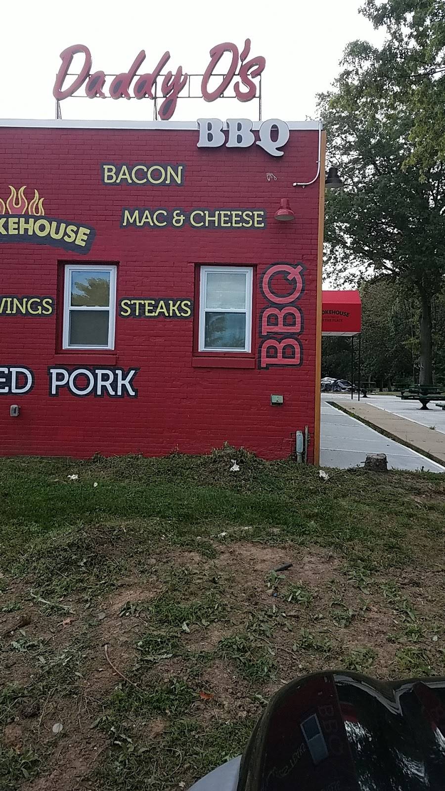 Daddy Os BBQ & Sports Bar | restaurant | 286 Richmond Valley Rd, Staten Island, NY 10307, USA | 7189483333 OR +1 718-948-3333