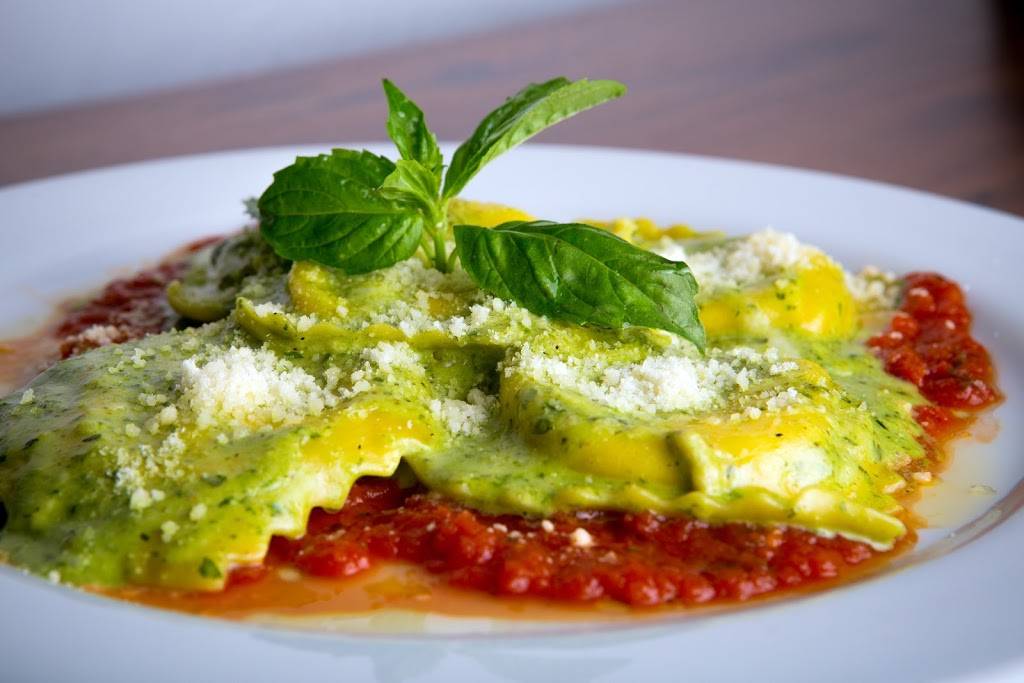 Biaggis Ristorante Italiano | restaurant | 2235 S Neil St, Champaign, IL 61820, USA | 2173564300 OR +1 217-356-4300