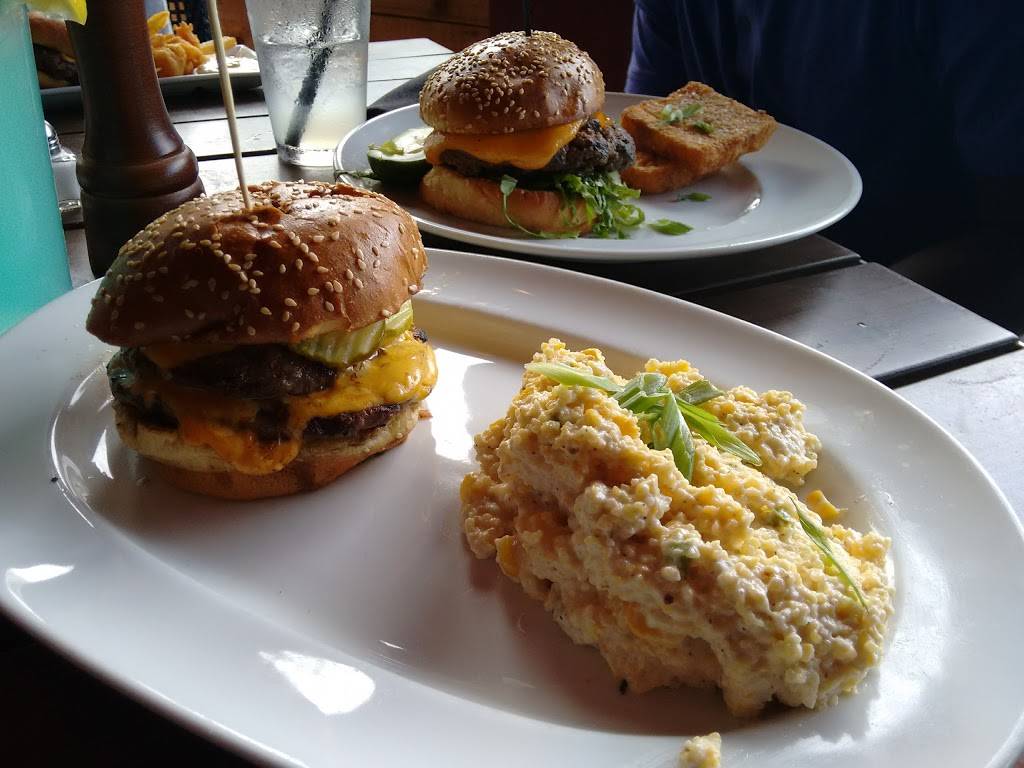 Marlows Tavern | restaurant | 1317 Dunwoody Village Pkwy #102, Dunwoody, GA 30338, USA | 7705597528 OR +1 770-559-7528