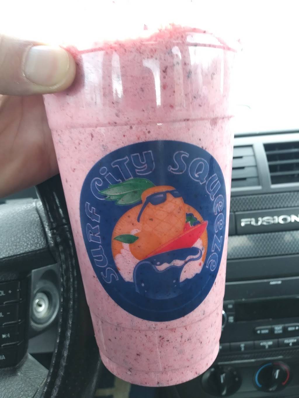 Surf City Squeeze | restaurant | 334 Briarwood Cir, Ann Arbor, MI 48108, USA | 7346690575 OR +1 734-669-0575