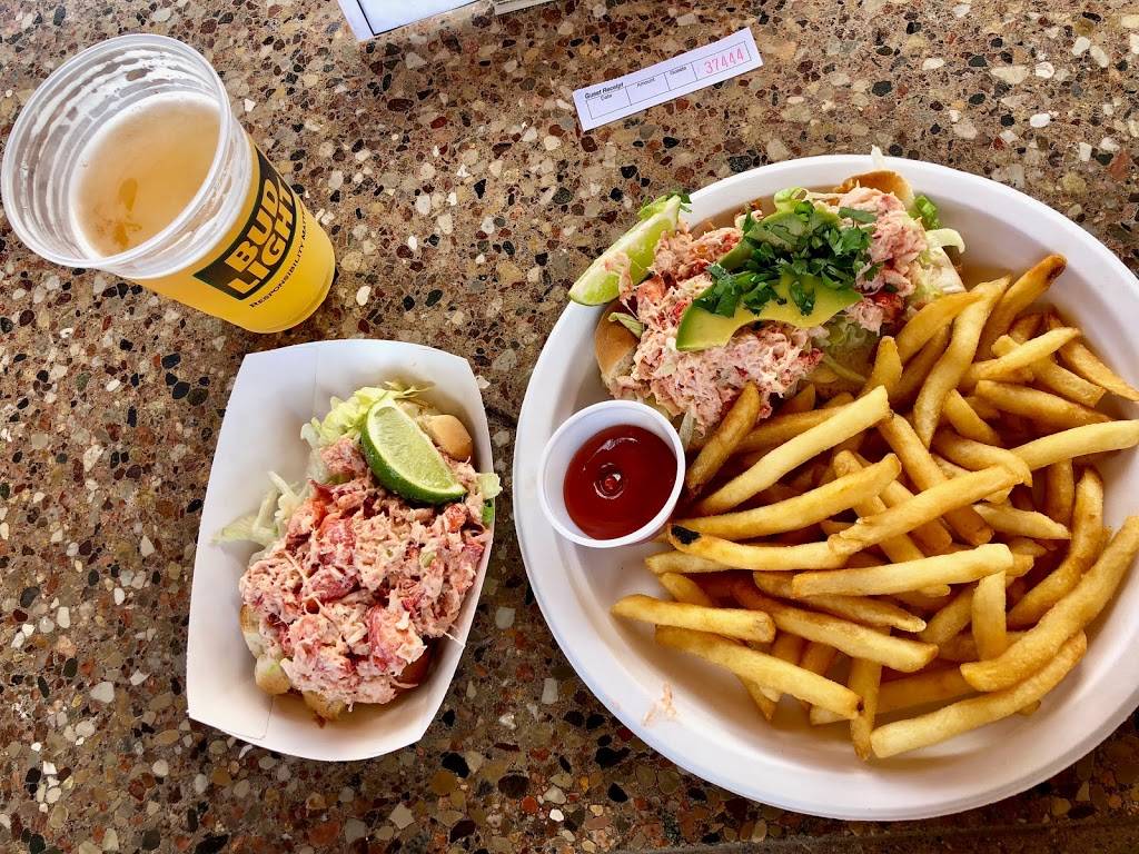 Lido Beach Restaurant | restaurant | 400 Benjamin Franklin Dr, Sarasota, FL 34236, USA | 9413880400 OR +1 941-388-0400