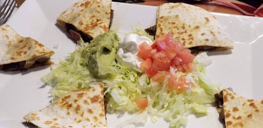 Salsas Mex Collins Rd | restaurant | 7083 Collins Rd, Jacksonville, FL 32244, USA | 9045134014 OR +1 904-513-4014