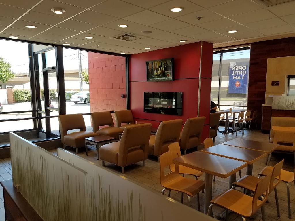 Wendys | restaurant | 4169 Lyndon B Johnson Fwy, Farmers Branch, TX 75244, USA | 9725913608 OR +1 972-591-3608