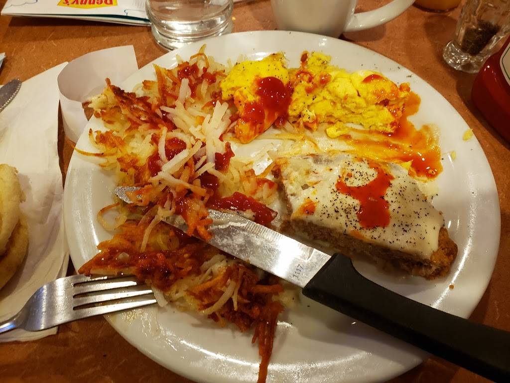 Dennys | restaurant | 1613 Pleasanton Road Suite B-10 Suite B-10, El Paso, TX 79906, USA | 9155645712 OR +1 915-564-5712