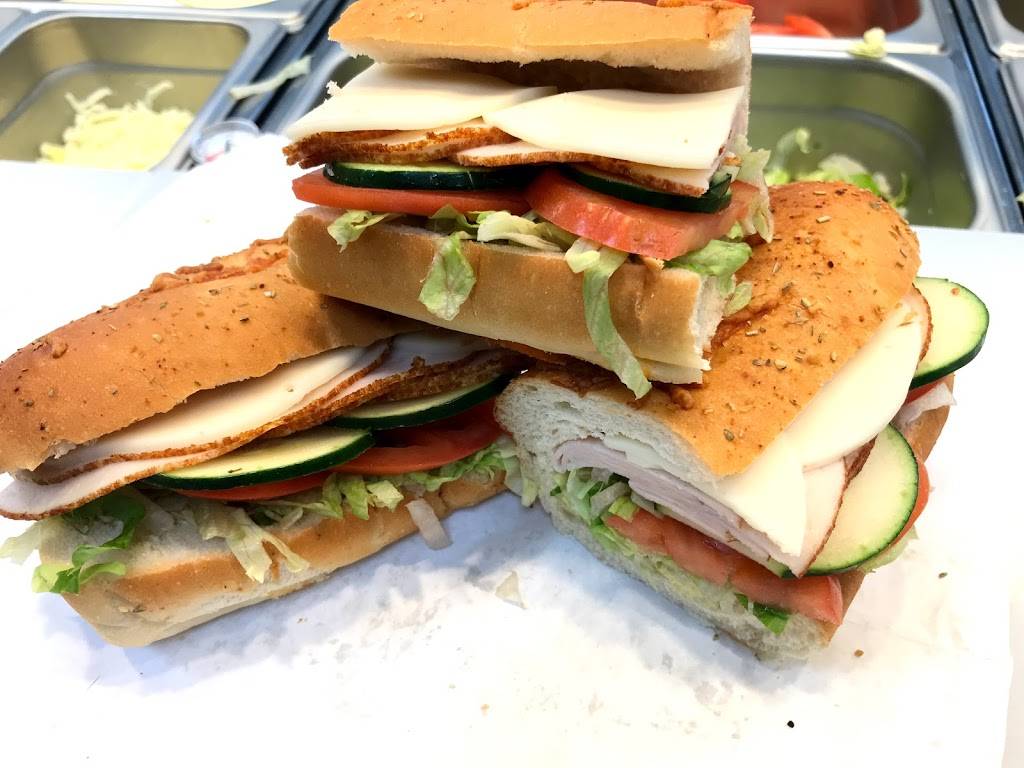Subway Restaurants | restaurant | 5 Edgell Rd Suite 1A, Framingham, MA 01701, USA | 5088750404 OR +1 508-875-0404