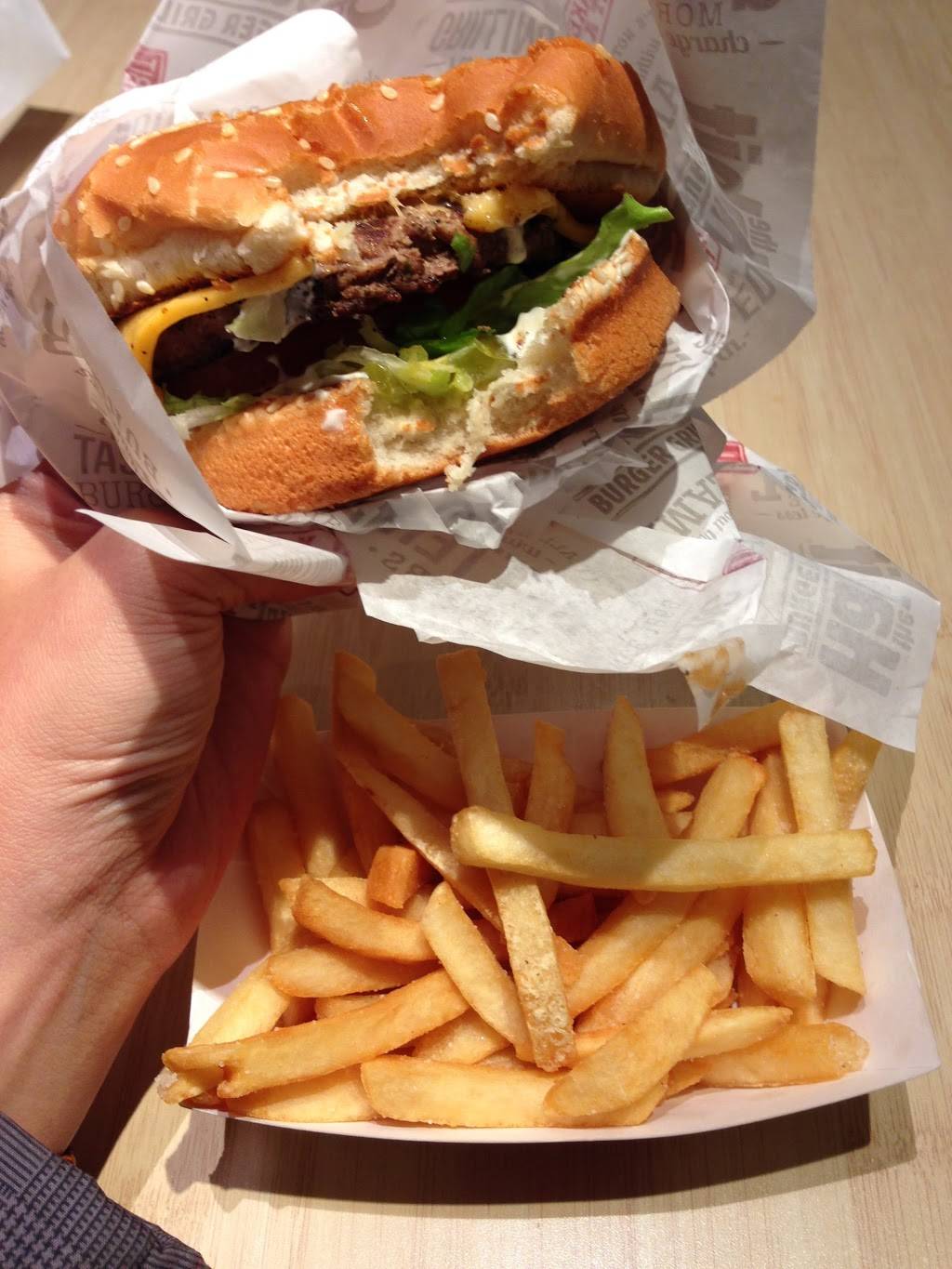 The Habit Burger Grill | meal takeaway | 3801 N Lakewood Blvd, Long Beach, CA 90808, USA | 5624251500 OR +1 562-425-1500