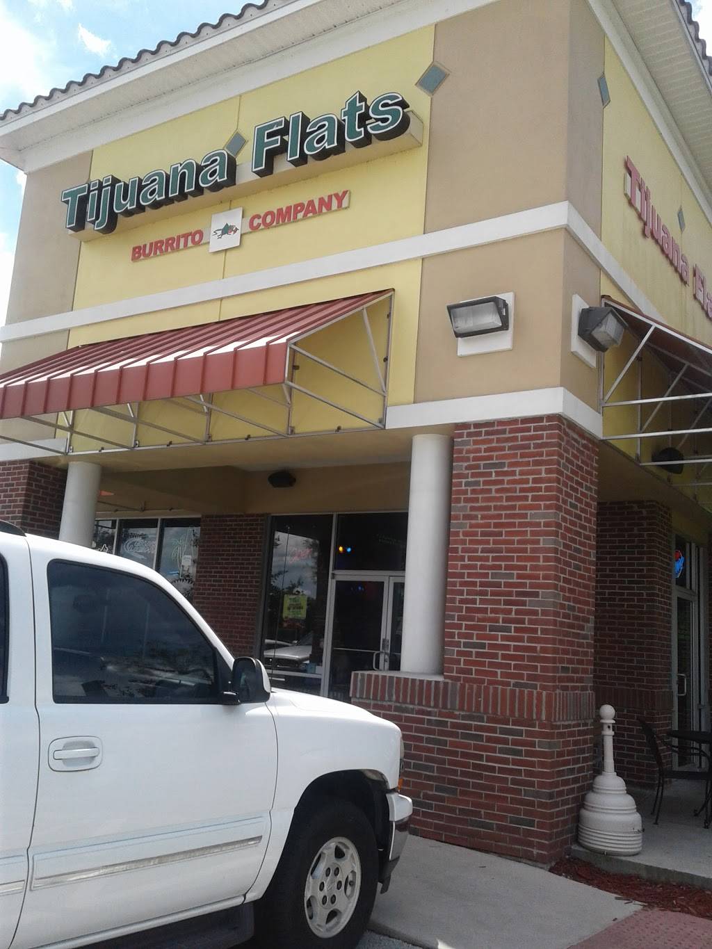 Tijuana Flats | restaurant | 1024 Avalon Park North Boulevard #108, Orlando, FL 32828, USA | 4073730372 OR +1 407-373-0372