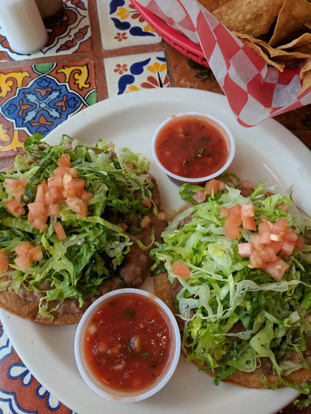 La Veracruzana Restaurant | restaurant | 63 S Pleasant St, Amherst, MA 01002, USA | 4132536900 OR +1 413-253-6900