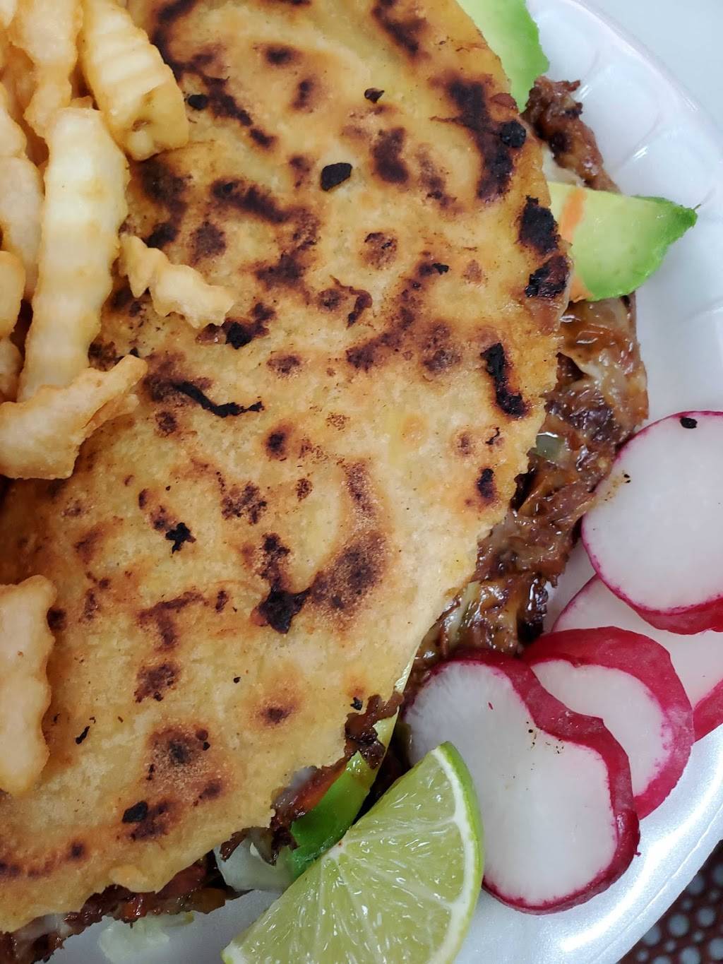 Mariscos Chinola | restaurant | 1528 E Lindsay St, Stockton, CA 95205, USA | 2098984394 OR +1 209-898-4394