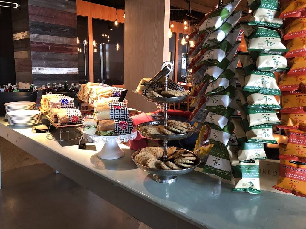 Hazel, Ravines and Downtown | restaurant | 1 Peabody St, Birmingham, MI 48009, USA | 2486711714 OR +1 248-671-1714