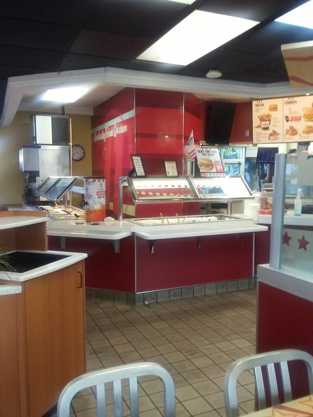 KFC | restaurant | 2840 N Jefferson St, Huntington, IN 46750, USA | 2603564112 OR +1 260-356-4112