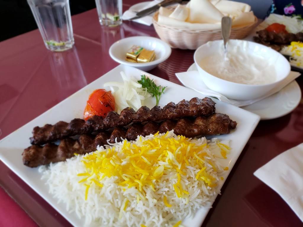 Rumis Restaurant | restaurant | 718 N Main St #102, Corona, CA 92880, USA | 9518985400 OR +1 951-898-5400