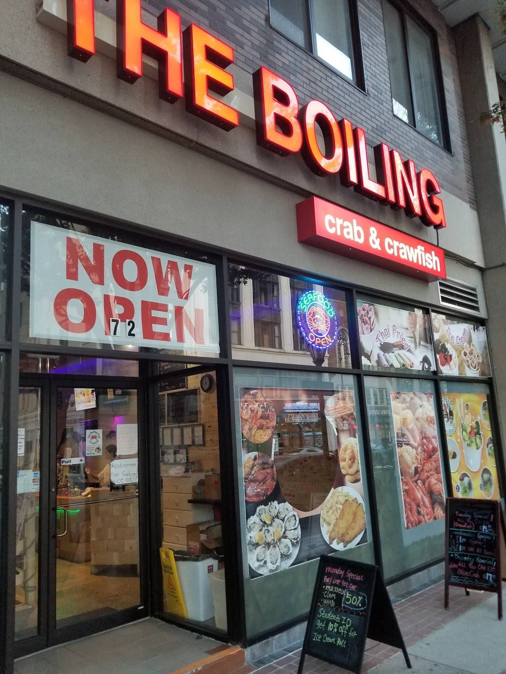 Cajun Boiled Seafood CT | restaurant | 72A Church St, New Haven, CT 06510, USA | 2036915682 OR +1 203-691-5682