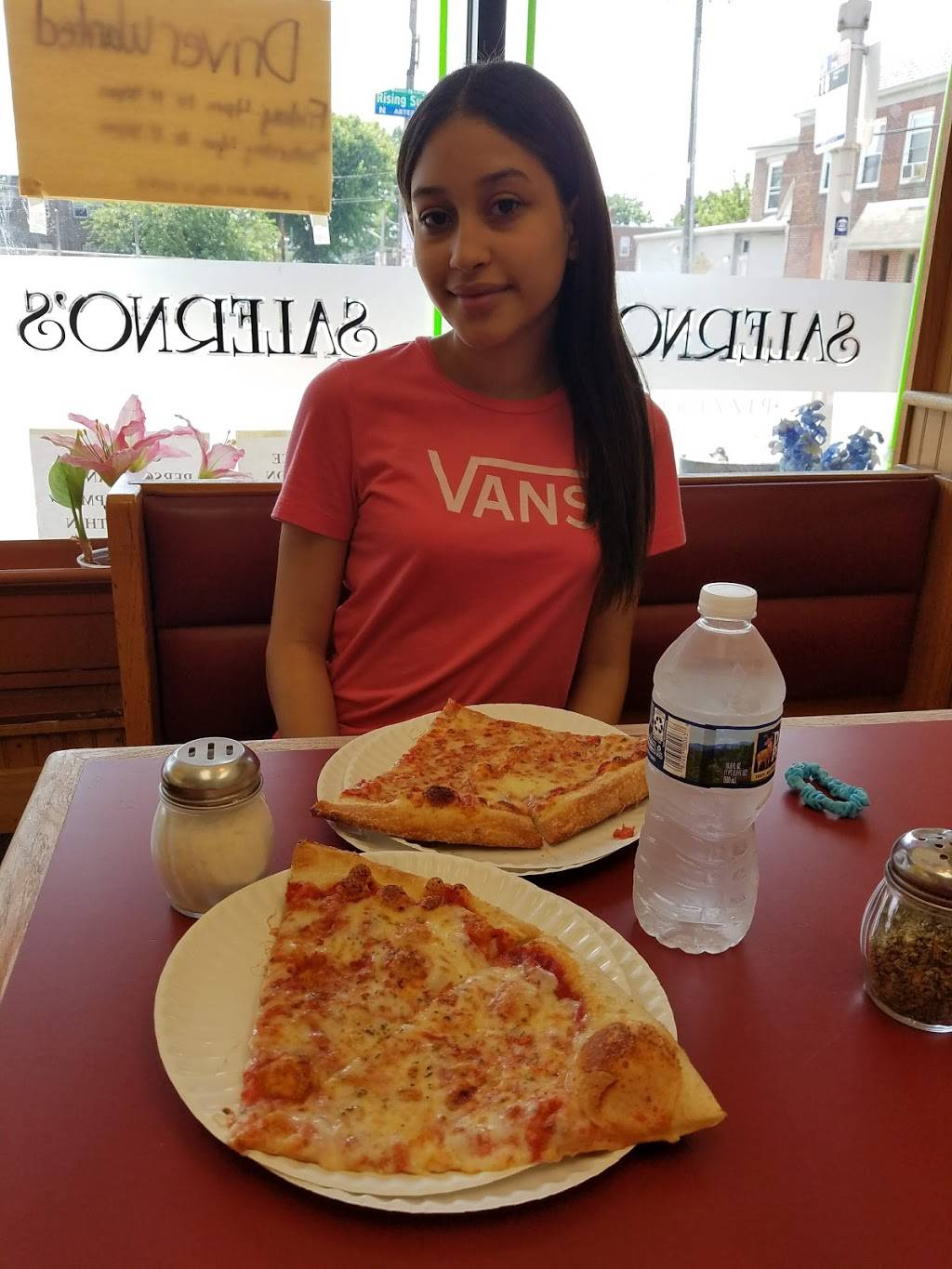 SALERNOS Ristorante & Pizzeria | restaurant | 6500 Rising Sun Ave, Philadelphia, PA 19111, USA | 2157459992 OR +1 215-745-9992