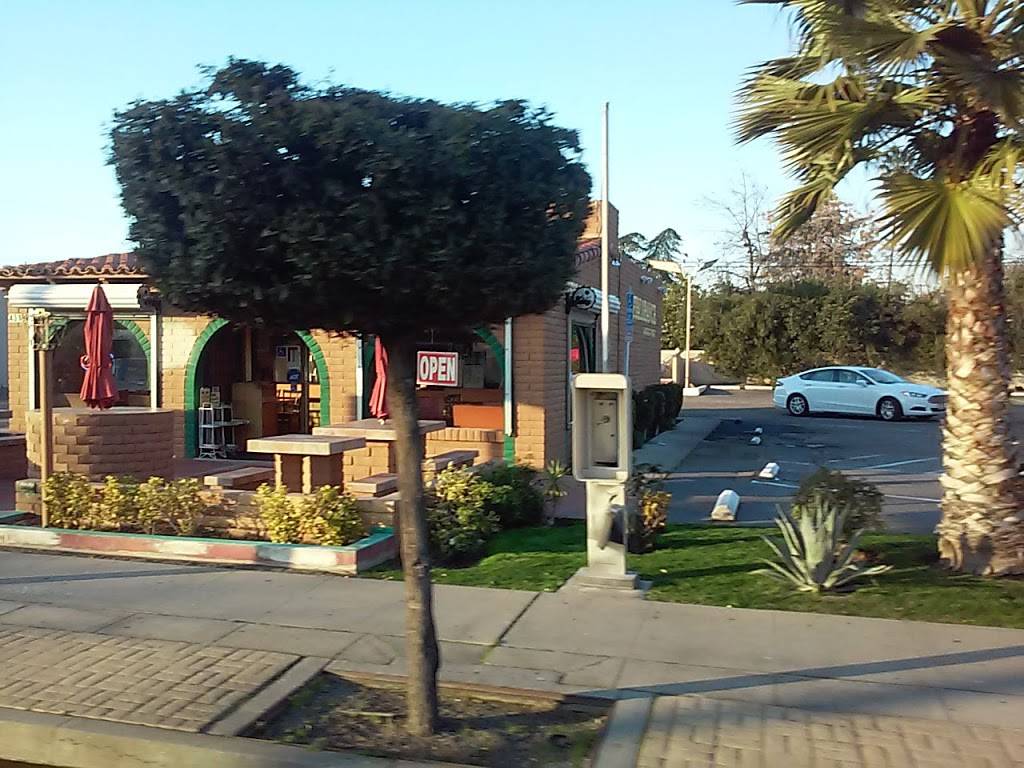 Buffalo Ranch Wings & Things | restaurant | 4315 E Shields Ave, Fresno, CA 93726, USA | 5593696495 OR +1 559-369-6495